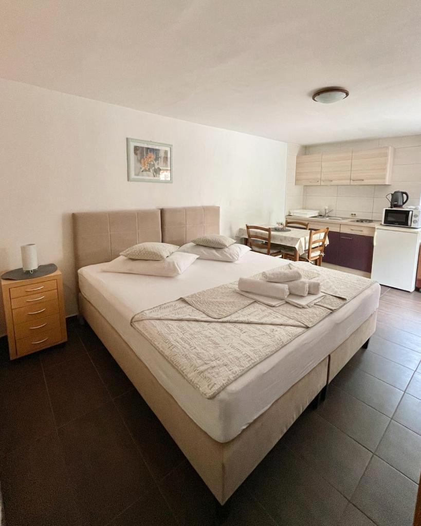 Sea Heaven Apartment Rovinj Exterior photo